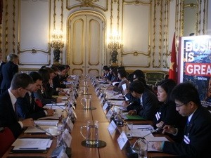 UK, Vietnam to boost trade and investment ties - ảnh 1
